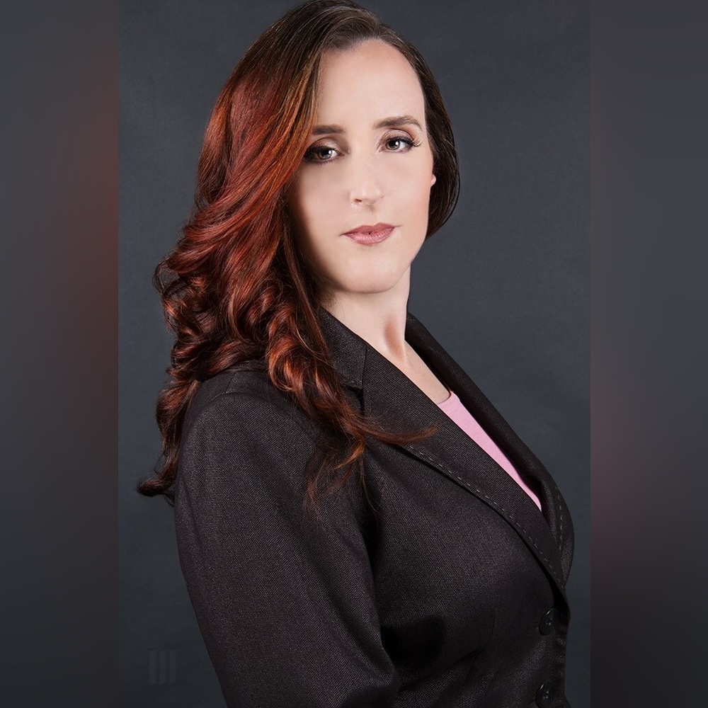 Meet your Posher, Esther